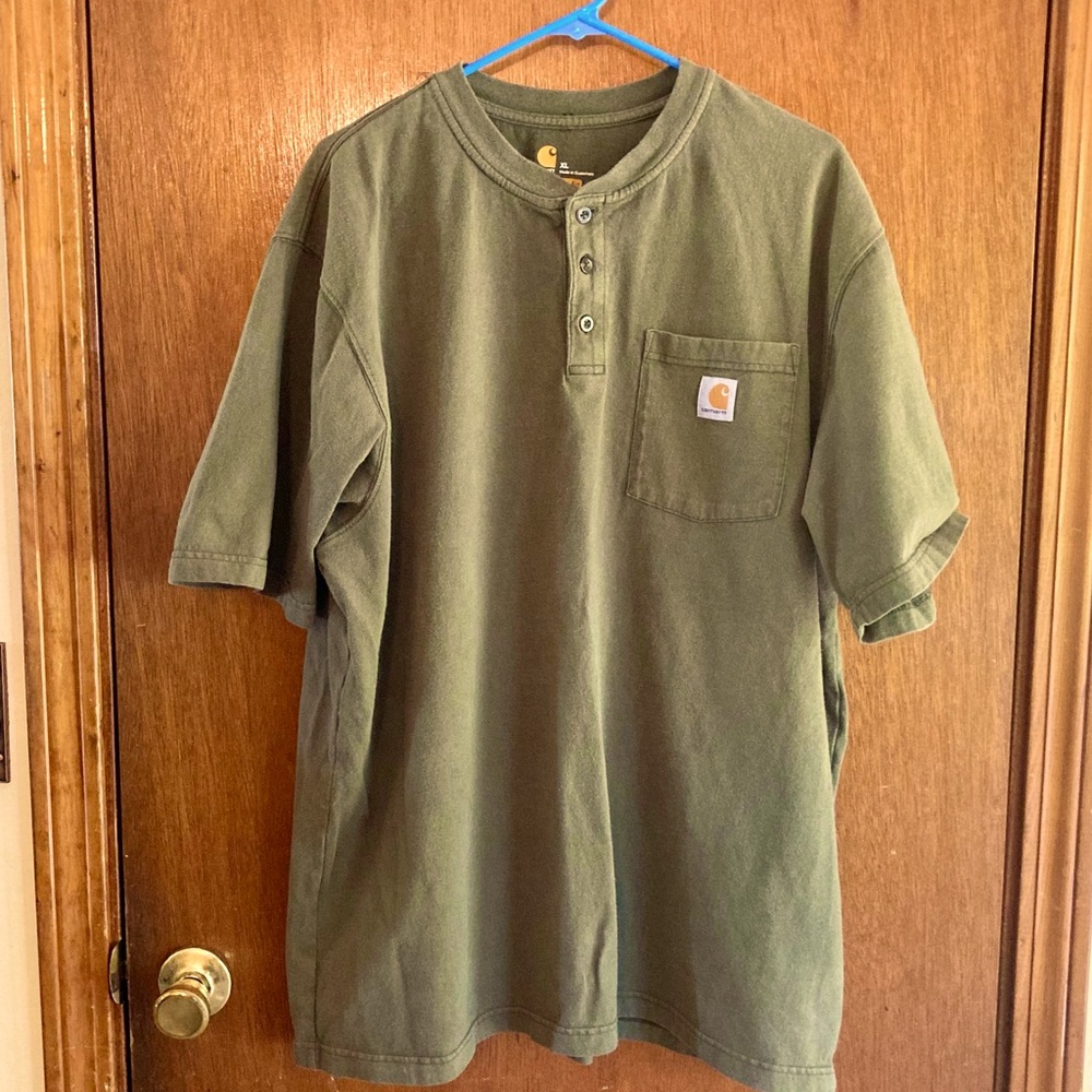 Carhartt Men's Green Three Button Henley Shirt